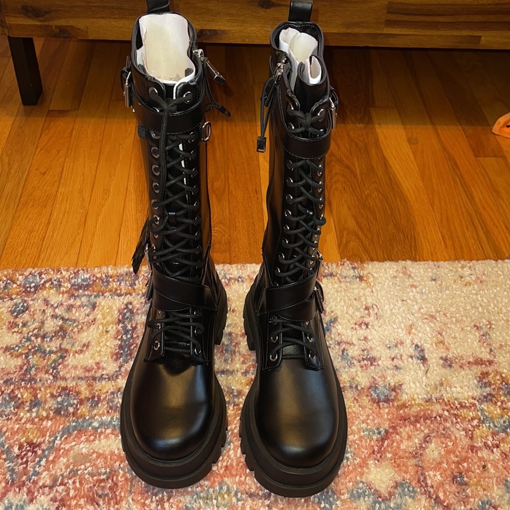 NWT! Zara Lace-Up Knee-High Boots - Size 7.5 - Picture 7 of 7